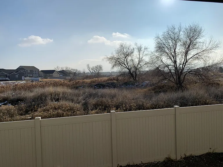 139 E River View Dr — Photo 17
