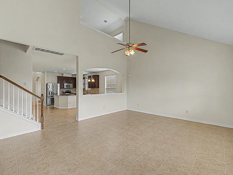 2302 Blue Jay Ln — Photo 15
