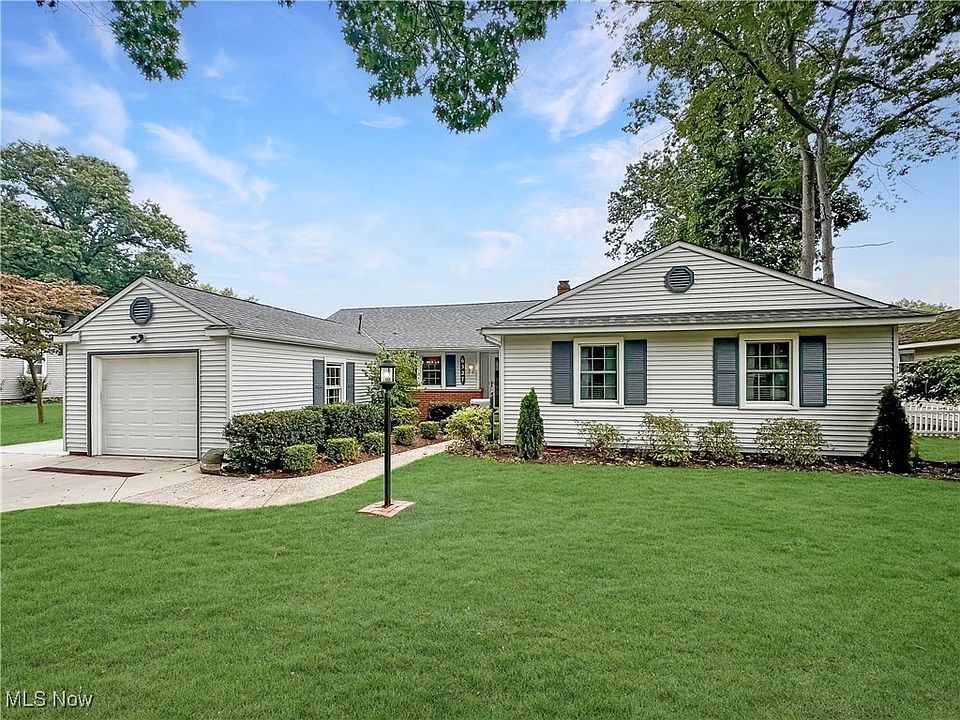 1st image of 6327 Tall Oaks Dr