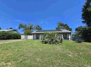 416 Cornwall Cir, Pensacola, FL 32514