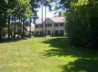 13690 Piney Hollow Ln, Painesville, OH 44077