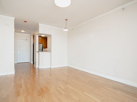 2nd image of 200 N Jefferson St APT 1405