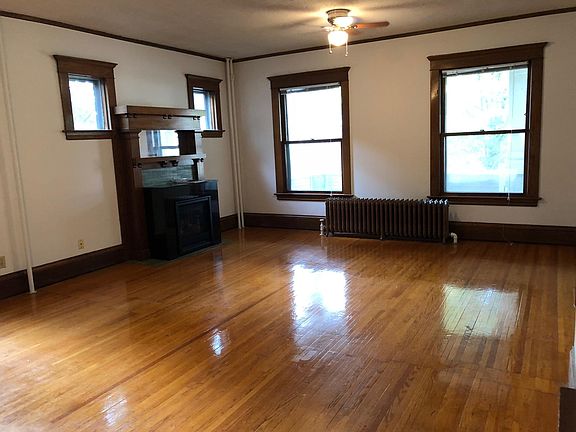 5th image of 776 Dayton Ave APT 1A