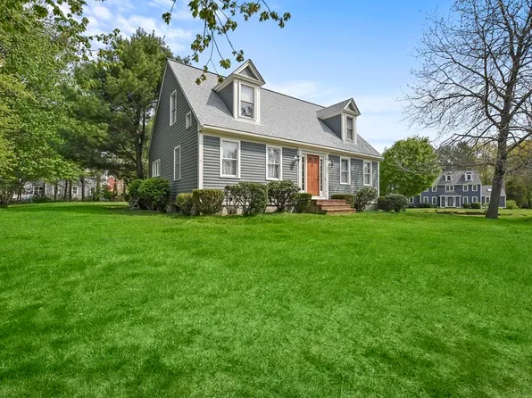 109 Olde Forge Rd, Hanover, MA 02339