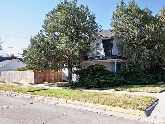 2nd image of 301 S 2nd St