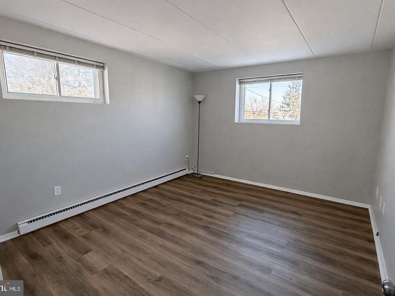 4th image of 283 Park St APT C15