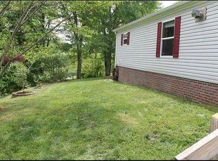 328 Mack Hollow Rd, Georgetown, PA 15043