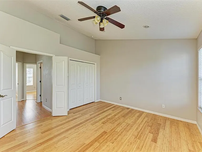 3047 Pointeview Dr — Photo 22