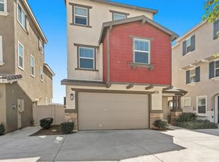 7340 Garnet Ridge Rd, Jurupa Valley, CA 92509