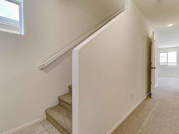 2nd image of 30601 N Oak Dr