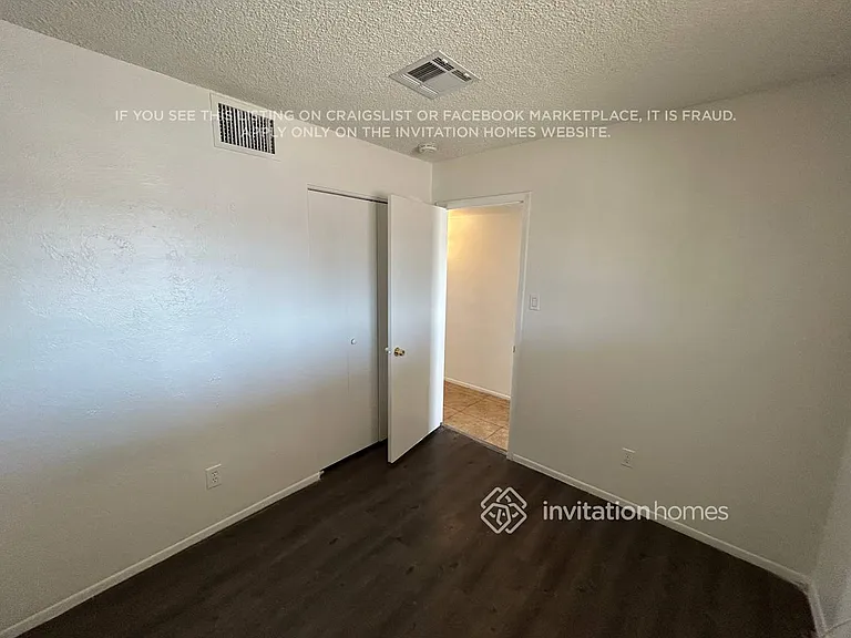 3007 N 79th Dr — Photo 9