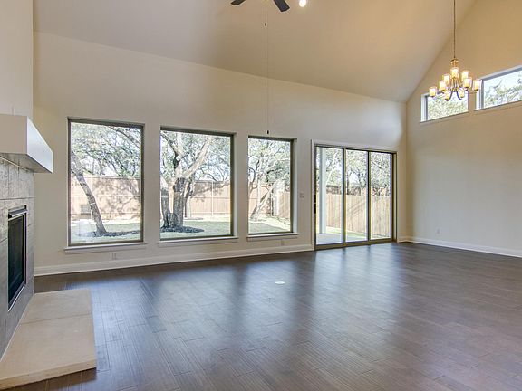 The Brynlee Family Room