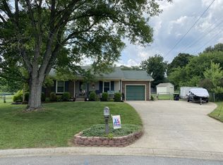 309 Blaine Ct, Clarksville, TN 37043