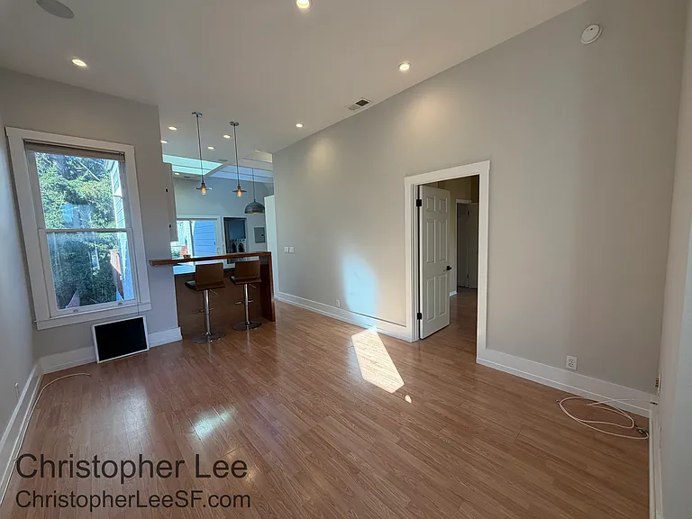 1566 Newcomb Ave — Photo 3