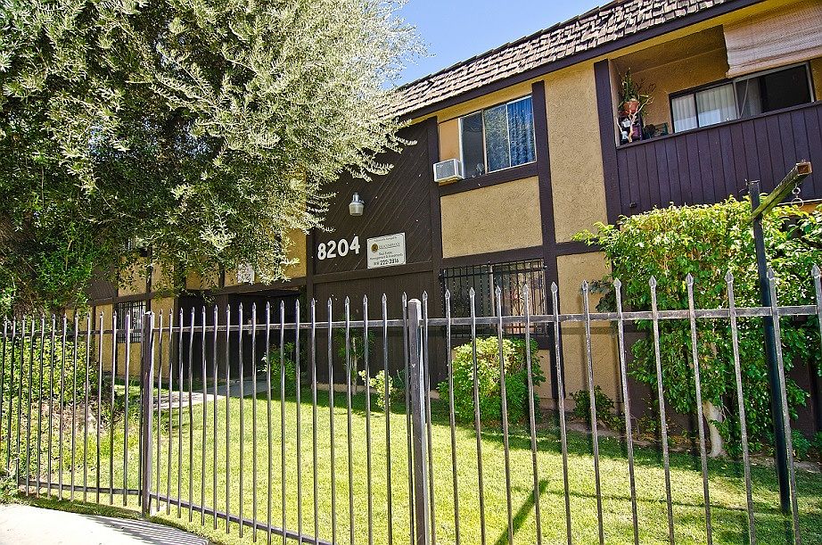 1st image of 8204 Langdon Ave