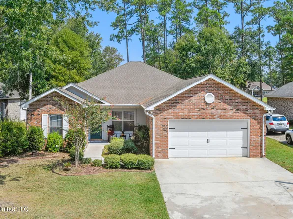 7445 Mahalo Hui Dr, Diamondhead, MS 39525