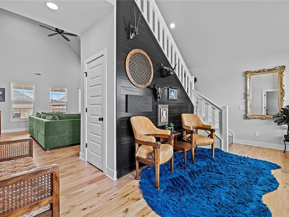 1st image of 2009 Bergman Rd