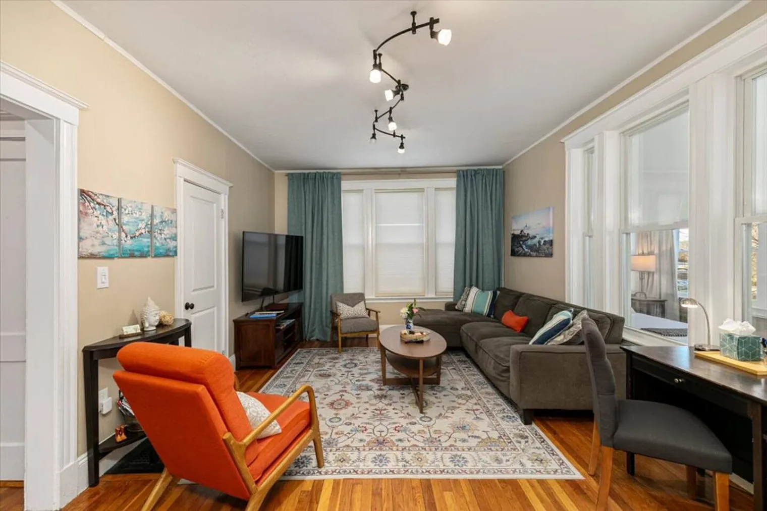 4 bed, 2.0 bath, 2002 sqft, $6,428 — Photo 1