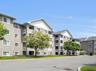 316 Lorry Greenberg Dr #302, Ottawa, ON K1T2P4