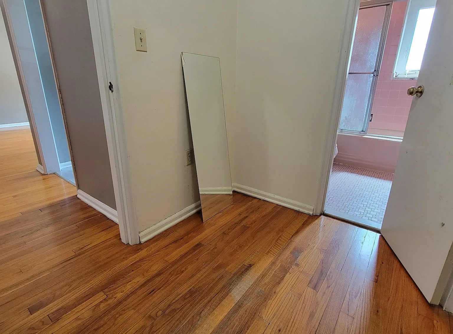 Studio, 490 sqft, $1,525 — Photo 4