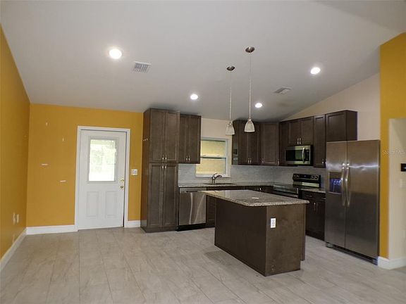 3rd image of 3724 TRACY STREET