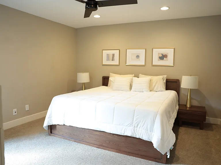 2937 Forest Hills Ln — Photo 25