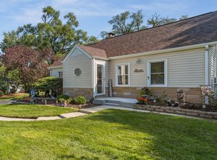 255 N Addison Rd, Wood Dale, IL 60191