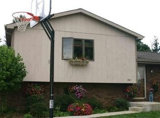 4987 W 89th Pl, Crown Point, IN 46307