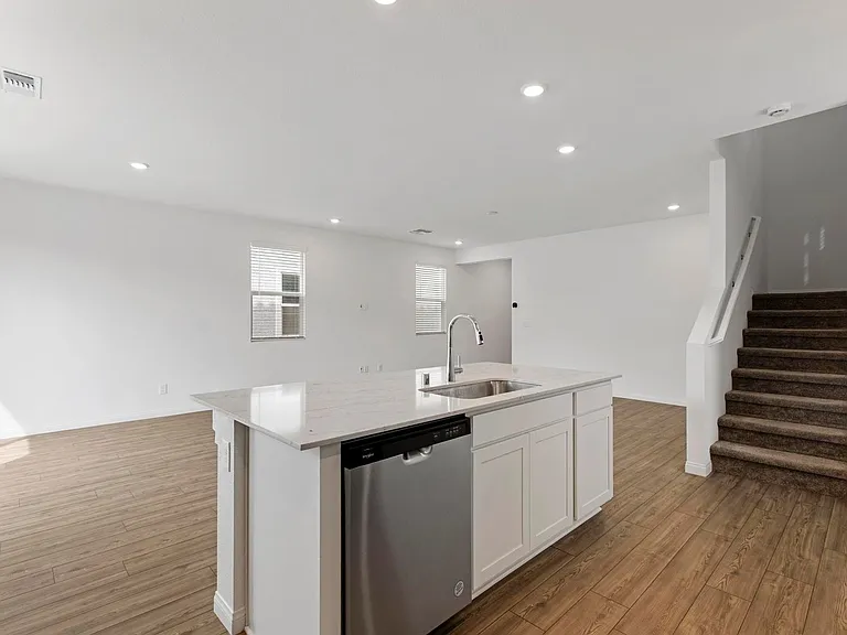 10183 Glowing Amber St — Photo 12