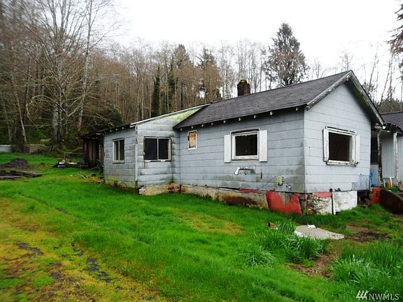 2nd image of 710 Broadway Ave