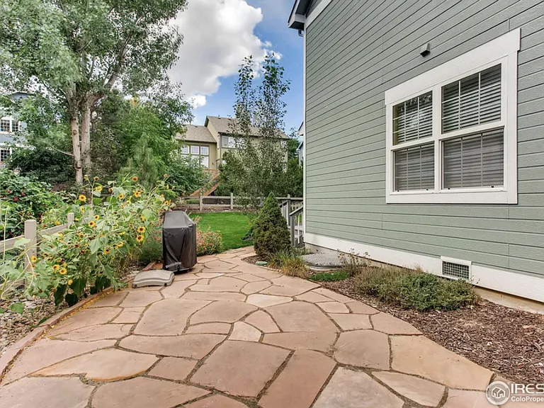 2524 Lexington St — Photo 35