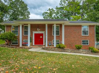 1627 Shadwick Cemetery Rd, Hixson, TN 37343