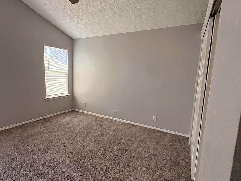 11213 William McCool St — Photo 13