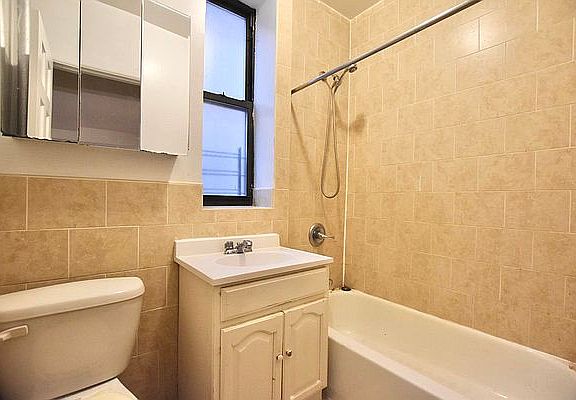 4th image of 715 W 170th St APT 34