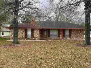 3320 Monterrey Dr, Baton Rouge, LA 70814