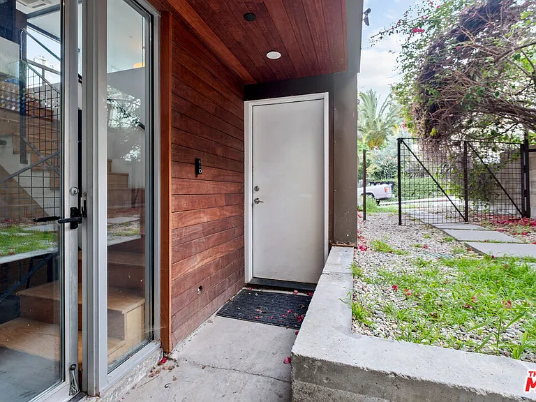 6127 Glen Tower St — Photo 5