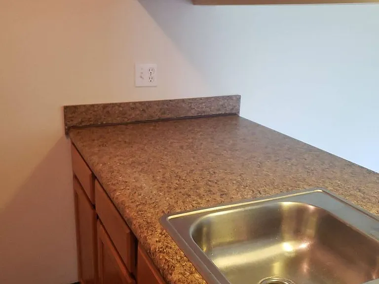 Glen Crest Apartments — Photo 21