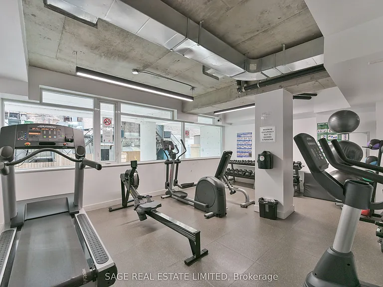 75 Portland St #806 — Photo 36