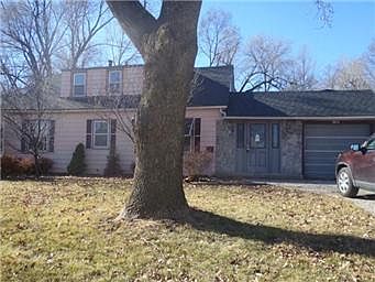 1st image of 3014 S 8th St