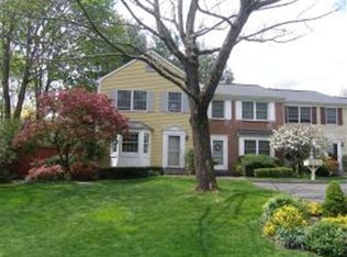 78 Hoyt St, New Canaan, CT 06840