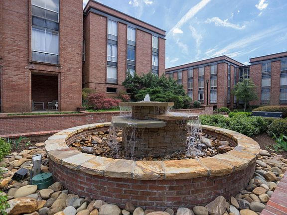 2nd image of 1400 Kenesaw Ave APT 33A