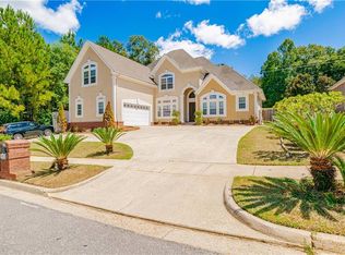 2735 Bennington Dr, Mobile, AL 36695