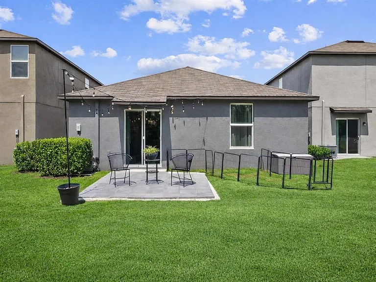 5554 Blue Azure Dr — Photo 4