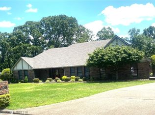 2708 Fianna Cir, Fort Smith, AR 72908