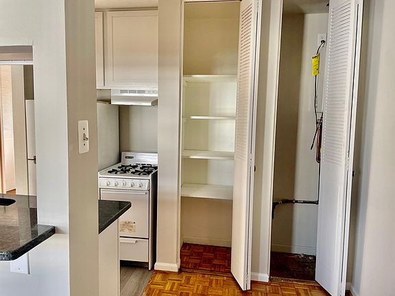4th image of 3415 Grove Ave APT A