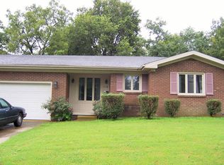 112 E Walnut St, Danville, KY 40422