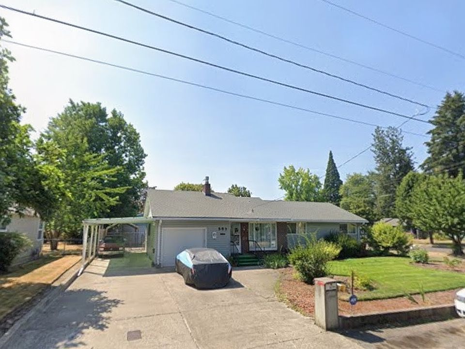 1st image of 557 NE Birchwood Dr