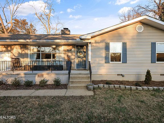 2nd image of 4912 Spring Creek Rd