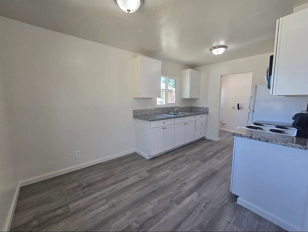 3 bed, 968 sqft, $1,795 — Photo 4