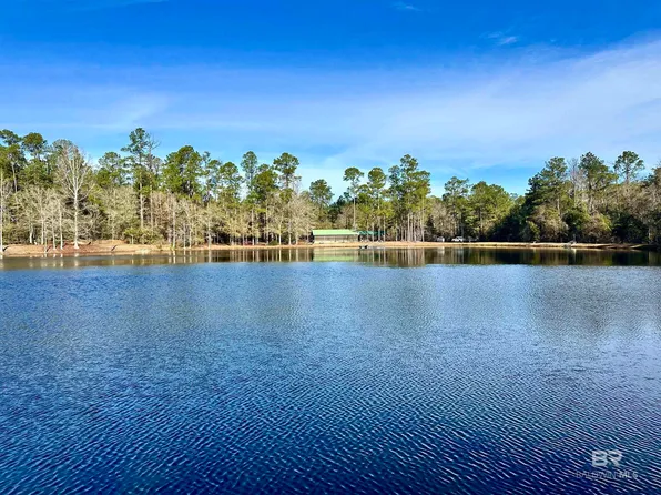 3881 Old Atmore Rd, Flomaton, AL 36441